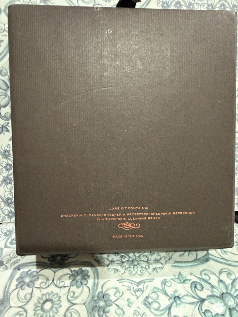 NEW..UGG Sheepskin Care Kit - Cleaning Products… - Picture 8 of 8